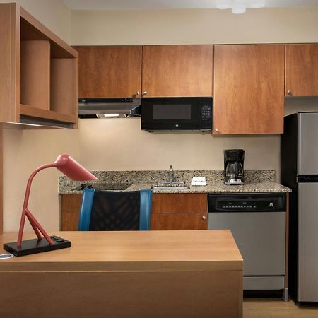 Towneplace Suites By Marriott Portland Hillsboro Exteriör bild